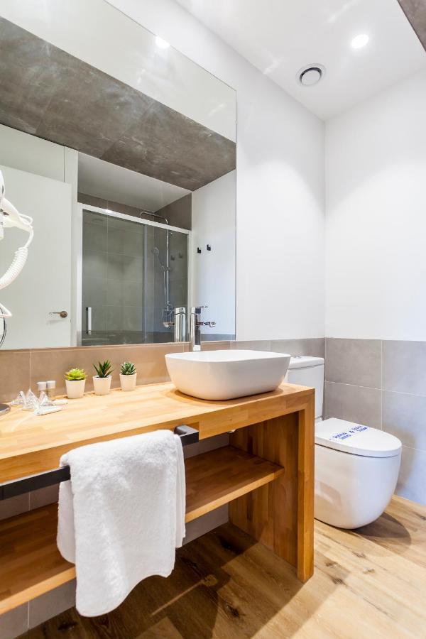 ולנסיה Puerto Beach Suites מראה חיצוני תמונה