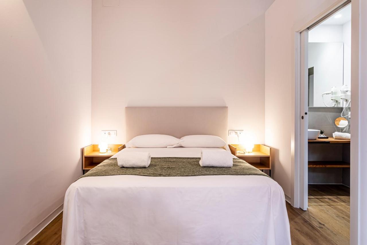 ולנסיה Puerto Beach Suites מראה חיצוני תמונה